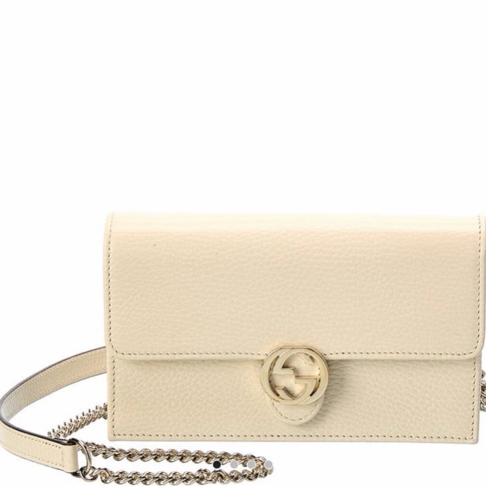 Gucci Ivory Pebbled Leather WOC with Gold Interlocking G - Picture 6 of 6